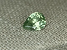 1.22ct STUNNING GREEN PEAR SHAPE MONTANA SAPPHIRE