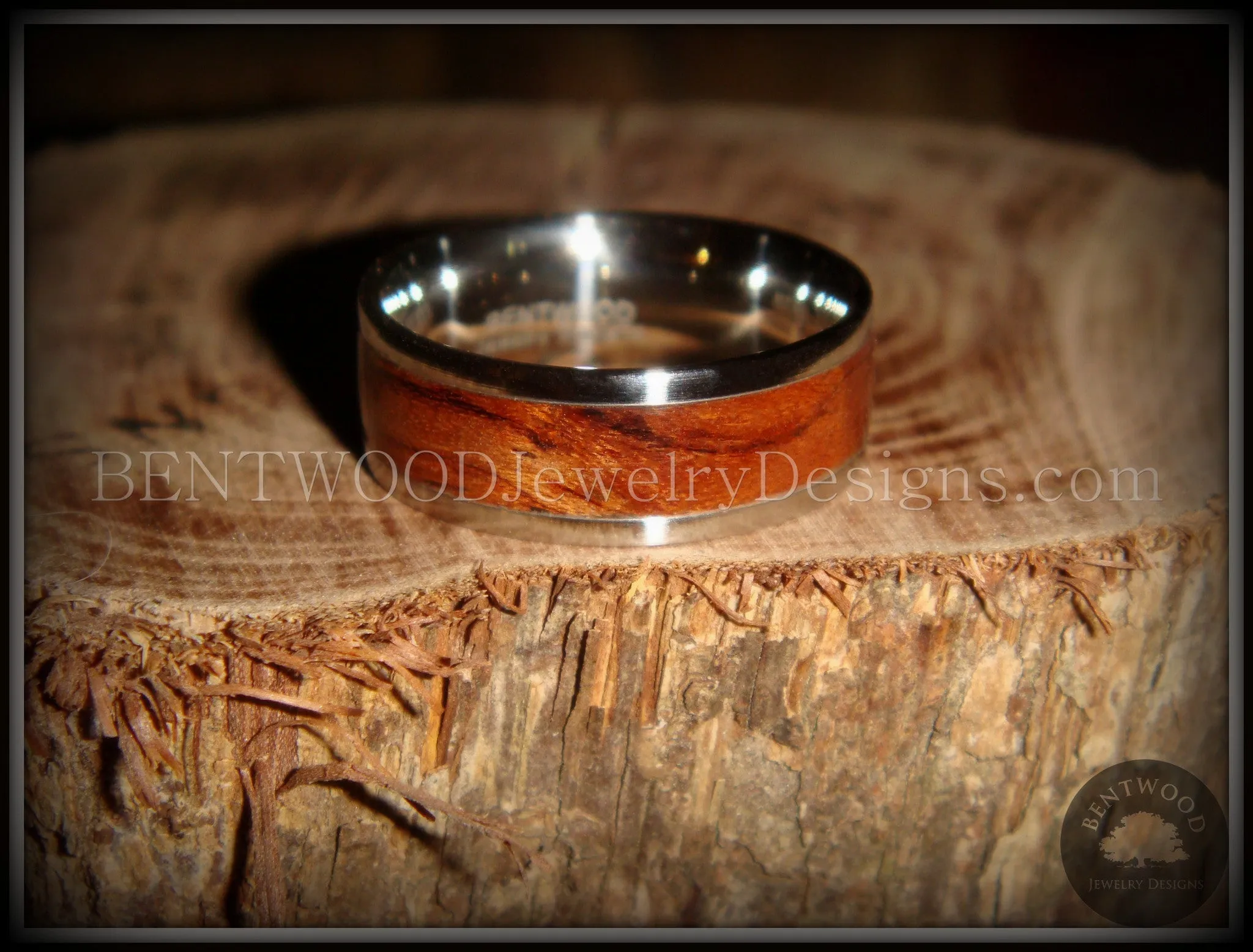 Bentwood Ring - Waterfall Bubinga Wood Ring with Stainless Steel Metal Core