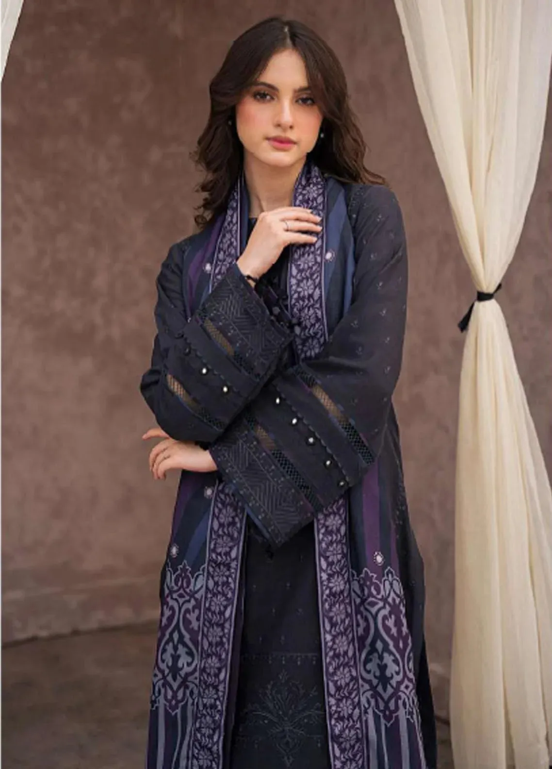 Dastak By Jazmin Unstitched Embroidered Khaddar 3Pc Suit D-07 Arwah