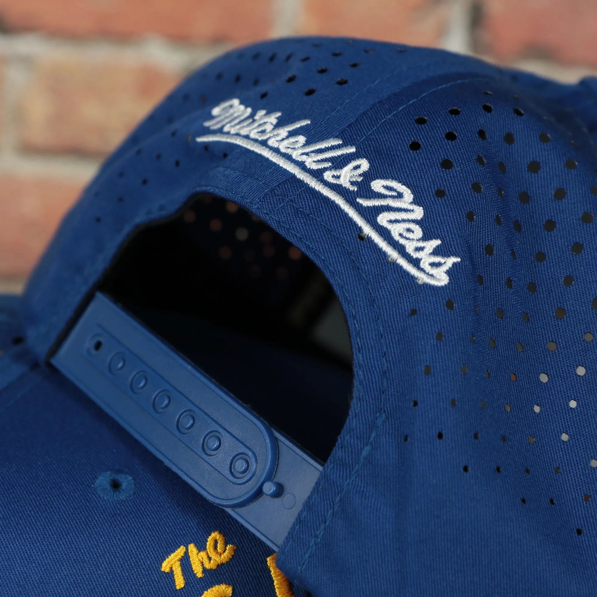 Golden State Warriors Mitchell and Ness Perforated Snapback Hat