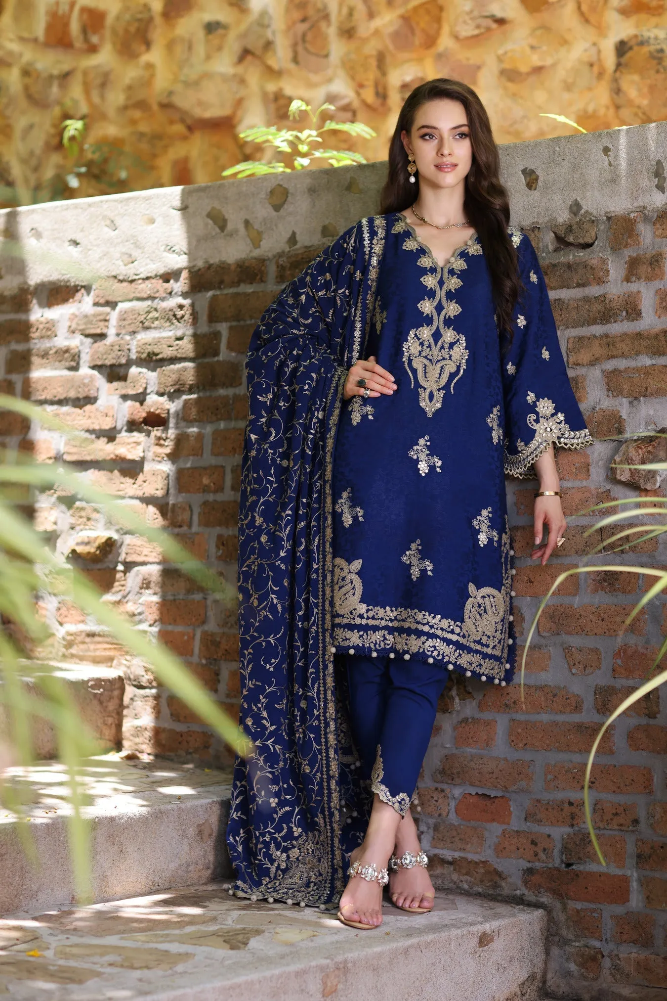 Noor by Saadia Asad Embroidered Linen Unstitched 3Pc Suit D-10