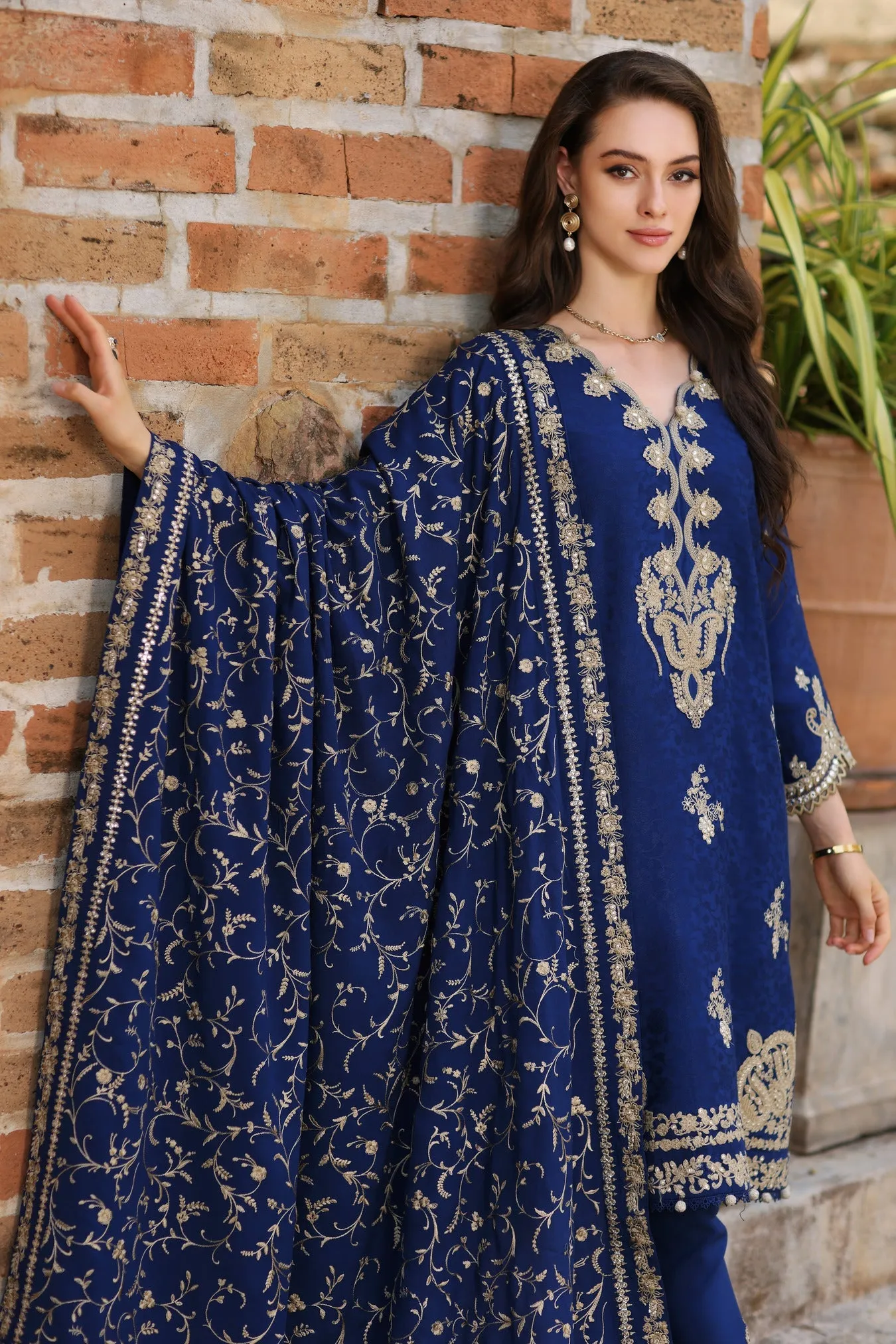 Noor by Saadia Asad Embroidered Linen Unstitched 3Pc Suit D-10