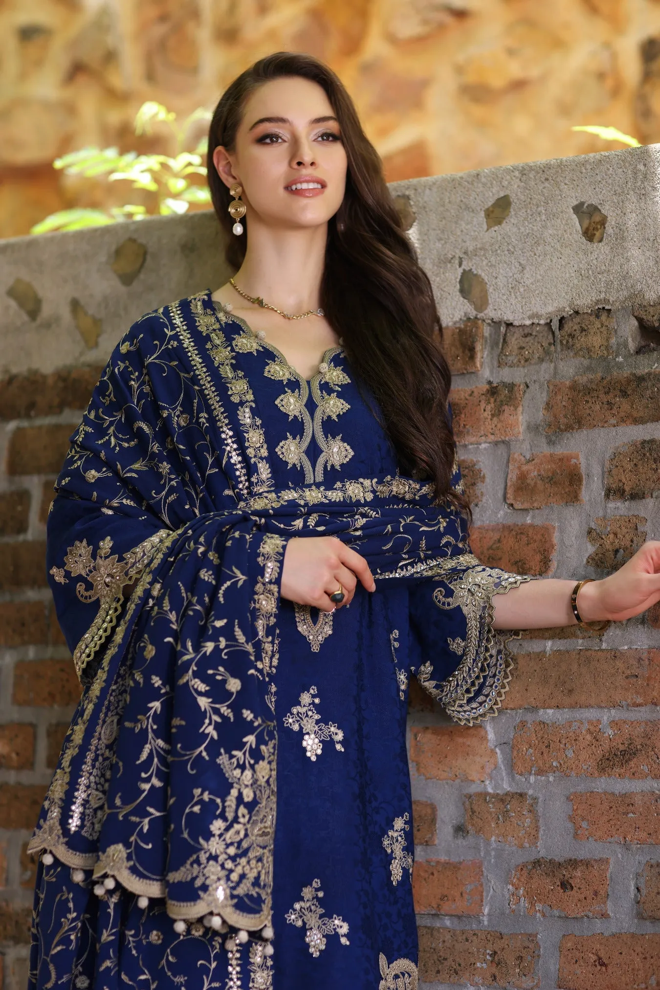 Noor by Saadia Asad Embroidered Linen Unstitched 3Pc Suit D-10